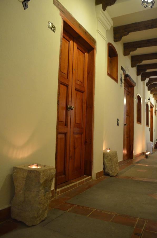 Hotel Provincia ซานกริสโตบัล เด ลาสกาซาส ภายนอก รูปภาพ